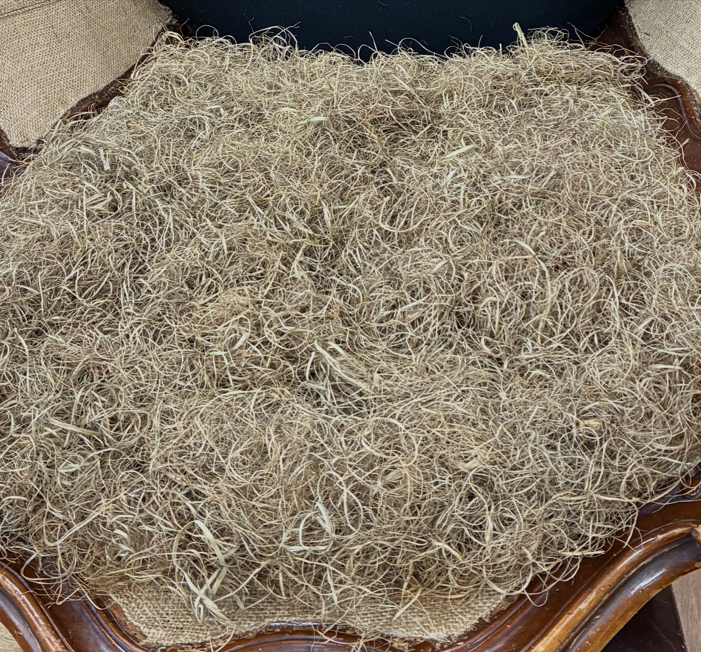 ヤシファイバー　椰子の葉　イスハウス